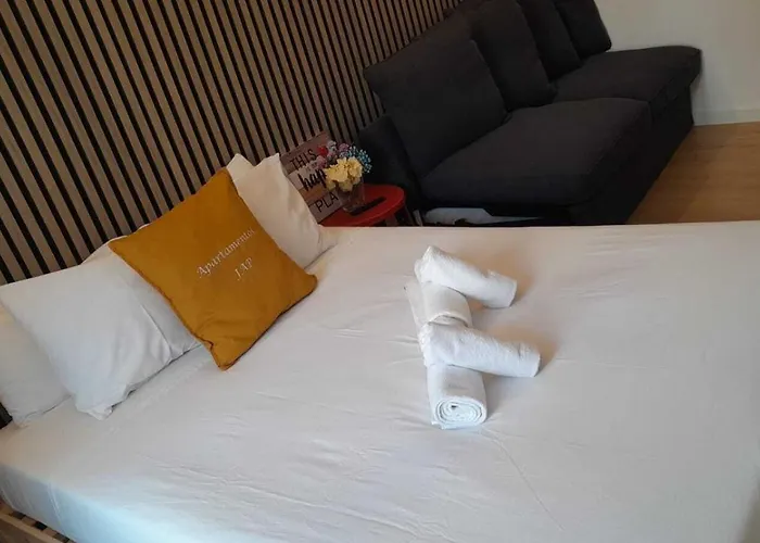 Apartamentos Preciados
